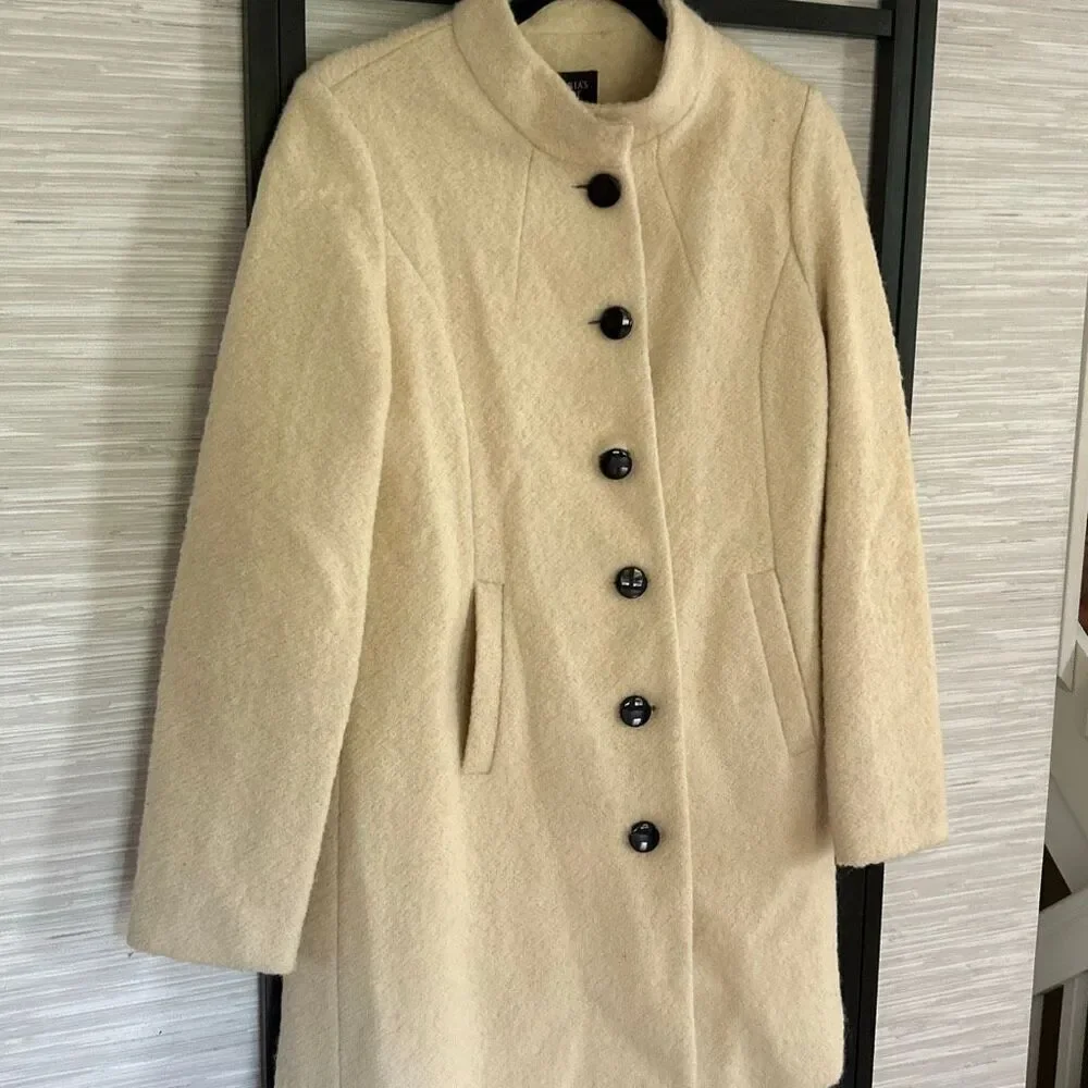 Victoria's Secret cream wool winter jacket size 6
